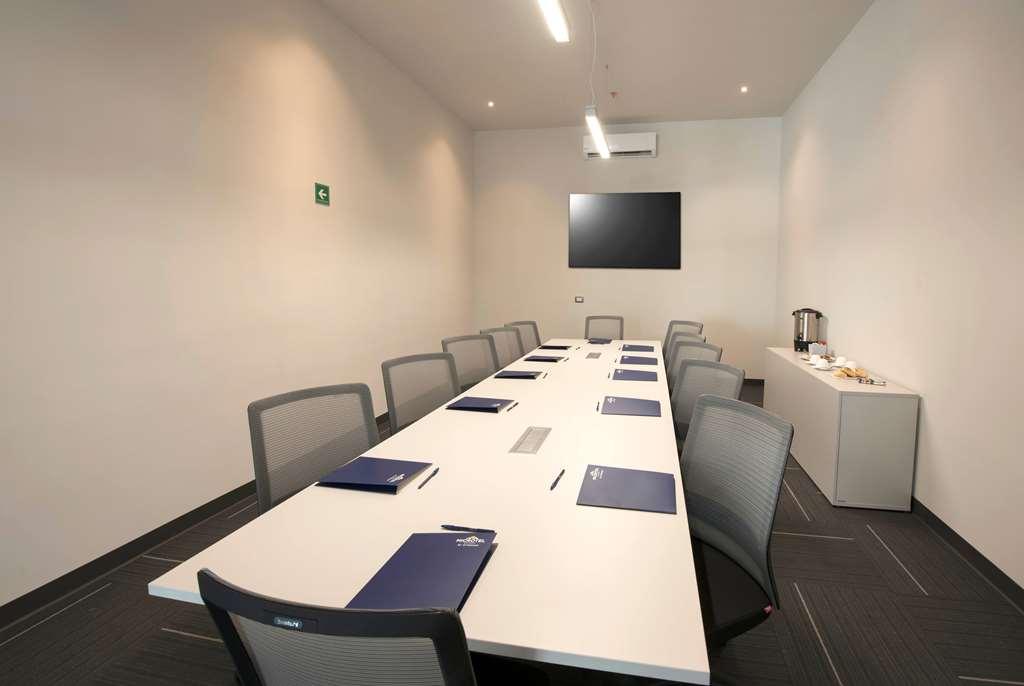 Microtel Inn & Suites By Wyndham Irapuato Fasilitas foto