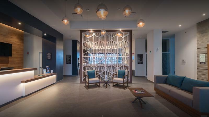 Microtel Inn & Suites By Wyndham Irapuato Bagian luar foto