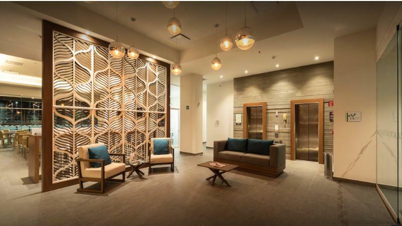 Microtel Inn & Suites By Wyndham Irapuato Bagian luar foto